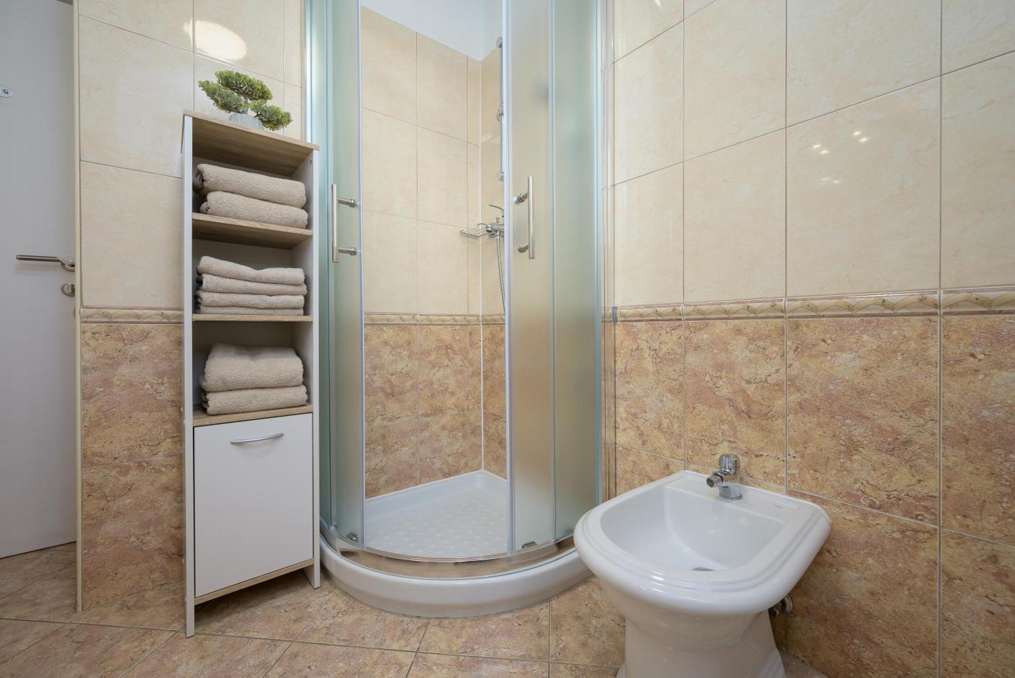 Apartment Pina Porec Exterior photo